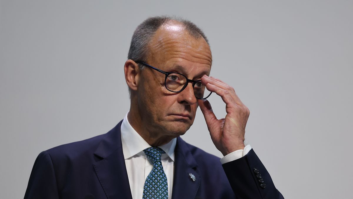 BELEM, BRAZIL - NOVEMBER 7: German Chancellor Friedrich Merz speaks during the "Belem Climate Summit" as part of the COP30 Brazil Amazonia 2025 on November 7, 2025 in Belem, Brazil. The COP30 Brazil Amazonia 2025 will take place between the 10 and 21st of November, gathering world leaders and other representatives of international organizations to discuss how to handle the climate crisis. (Photo by Wagner Meier/Getty Images)