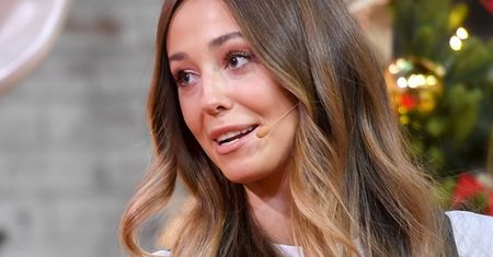 Izabella Krzan w staniku i mini. Gwiazda "Pytania na śniadanie" ma nieziemską figurę