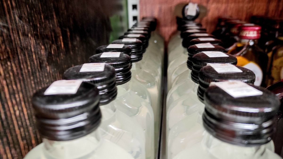 Minister finansów mówi o "opłacie małpkowej", która miałaby wejść w życie w 2025 r.