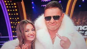 Tomasz Karolak pokazał w "Tańcu z Gwiazdami" ŚRODKOWY PALEC do kamery. Miło?