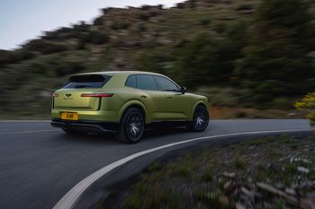 A miały być takie piękne, elektryczne. Bentley rezygnuje z planu elektryfikacji do 2030 r.