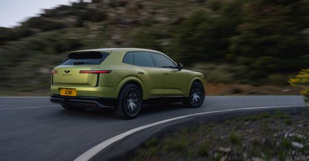 A miały być takie piękne, elektryczne. Bentley rezygnuje z planu elektryfikacji do 2030 r.