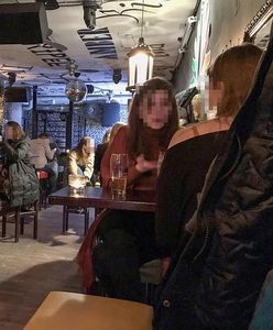 Warszawa. Tłumy w pubie na "szkoleniu piwnym". Właściciele lokali walczą o przetrwanie