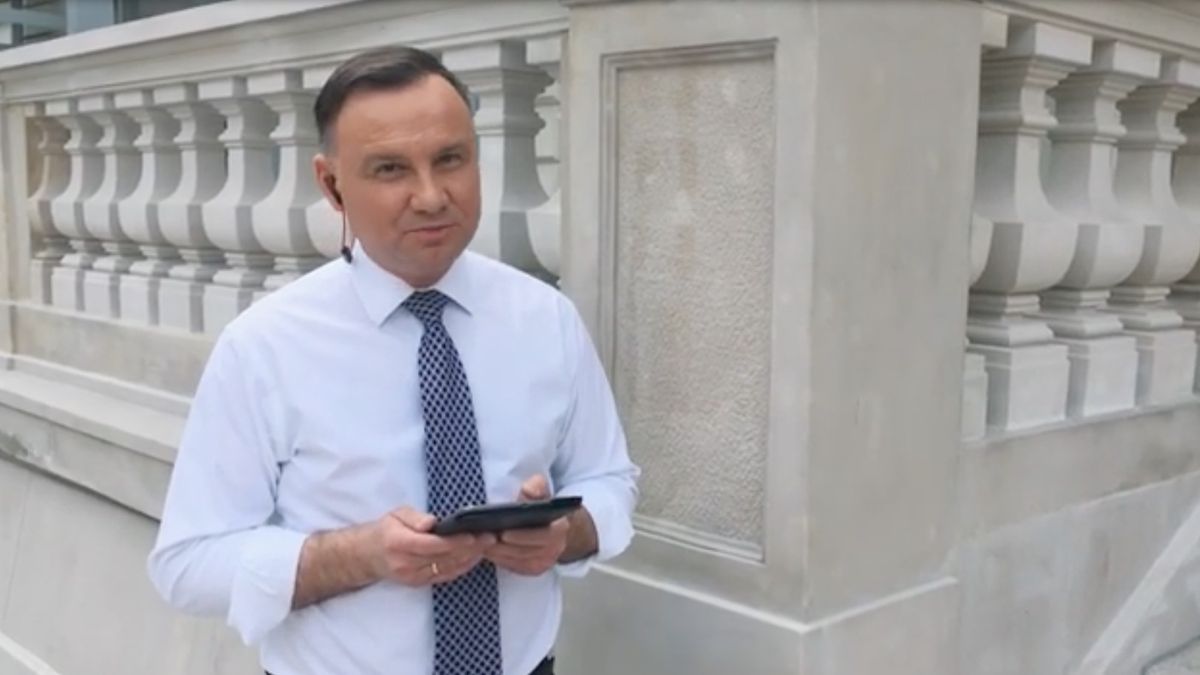 Prezydent Andrzej Duda w roli rapera