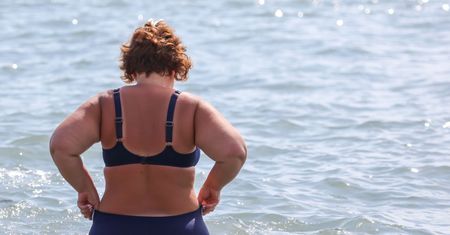Rodzinne dramaty na plaży. Dzieci, które wstydzą się rodziców