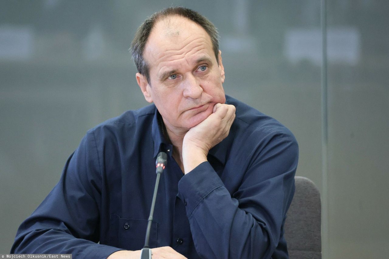 Miliony złotych od rządu PiS dla fundacji Pawła Kukiza. Potem zwracali pieniądze