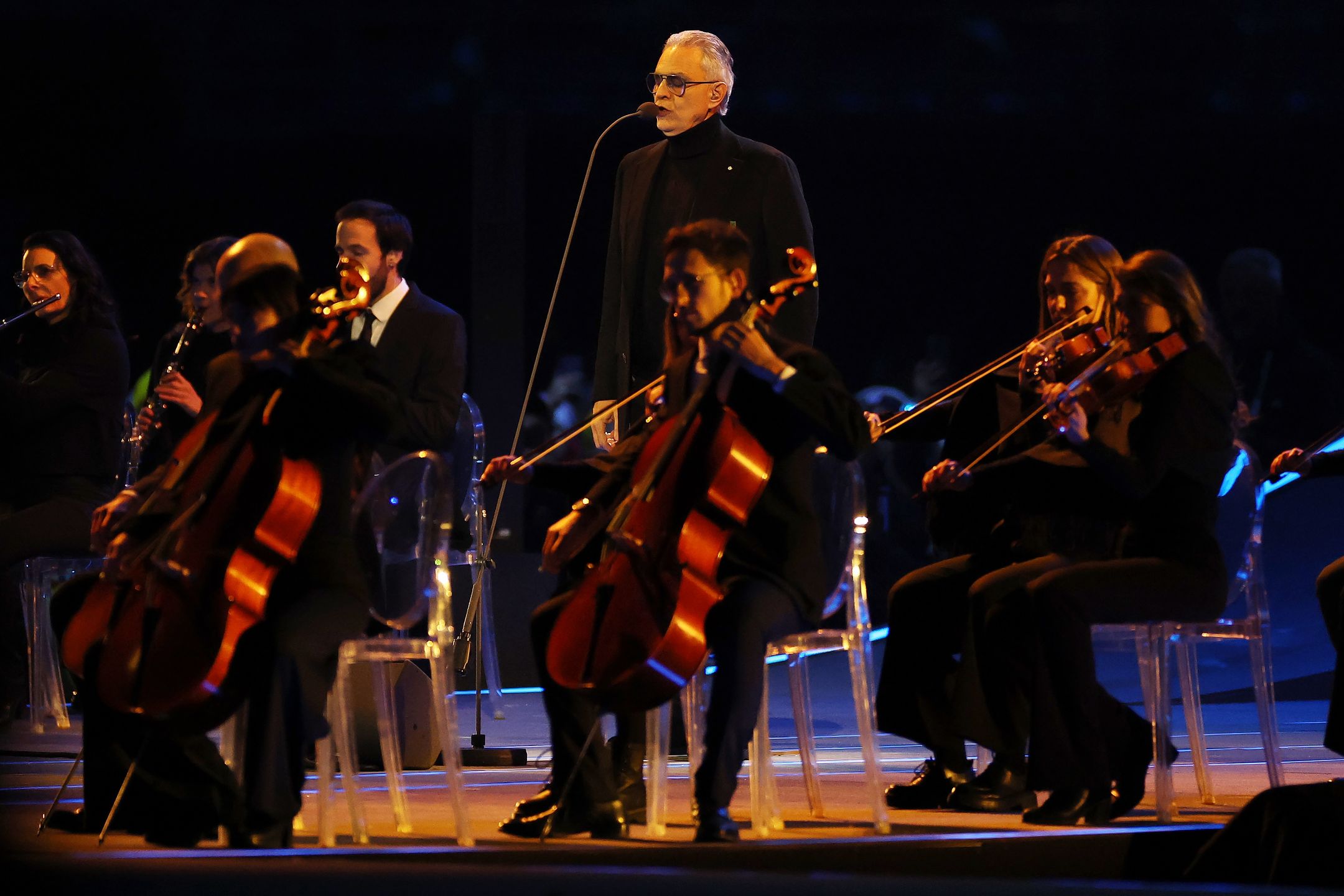 Andrea Bocelli podczas otwarcia IO 2026