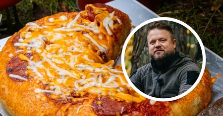 Pokazał, jak zrobić pizzę w lesie. Książulo tak skomentował jego film