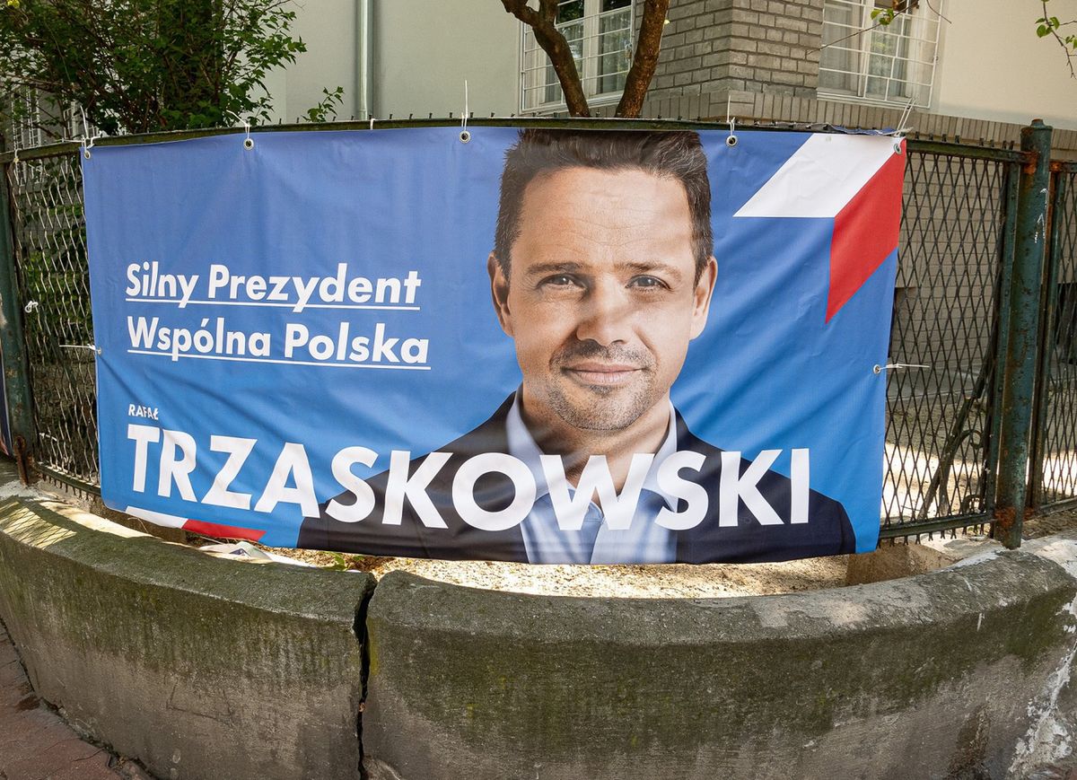 Wybory 2020. Groził kobiecie spaleniem domu za plakat Rafała Trzaskowskiego. Mężczyzna zatrzymany