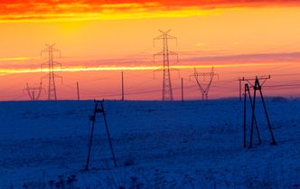 Niemal trzykrotny wzrost w ciągu 20 lat. Oto prawda o cenach prądu