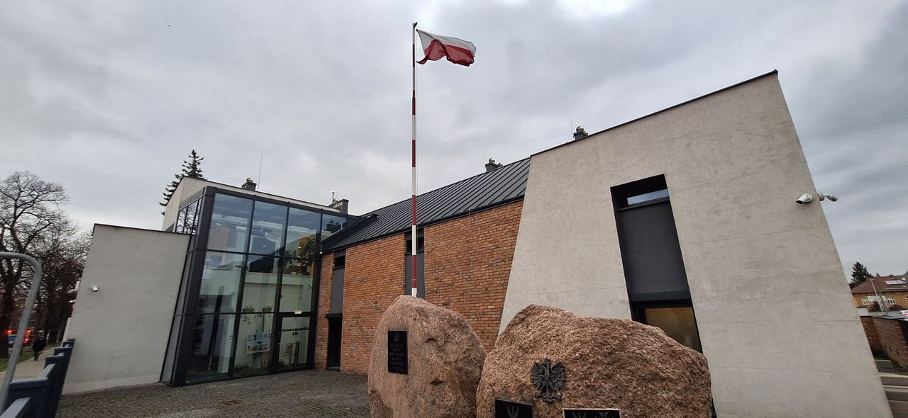 Pechowa awaria w najmłodszej placówce muzealnej w Tarnowie. Regionalne Centrum Edukacji o Pamięci zalała woda. Co z eksponatami?