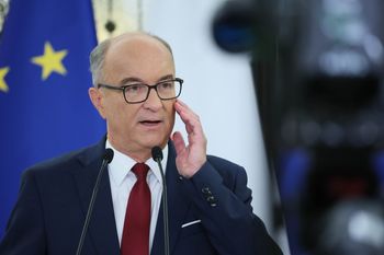 Portret za ćwierć mln zł w Sejmie. Czarzasty broni zakupu