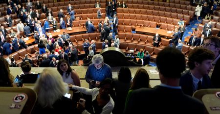 Izba Reprezentantów przyjęła budżet obronny. Trumpowi się nie spodoba