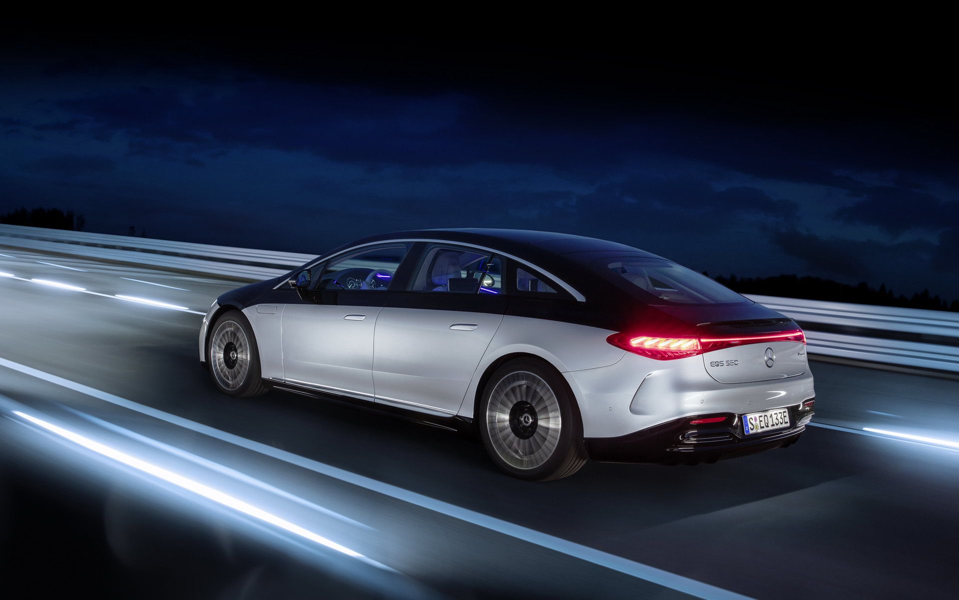 Mercedes-Benz EQS (2021)