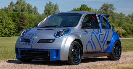 Nissan odświeża Micrę z 3,5-litrowym V6. Tak, była taka