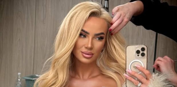 Izabela Macudzińska pokazała się BEZ DOCZEPÓW. "Moje włoski. Jak mi urosły!"