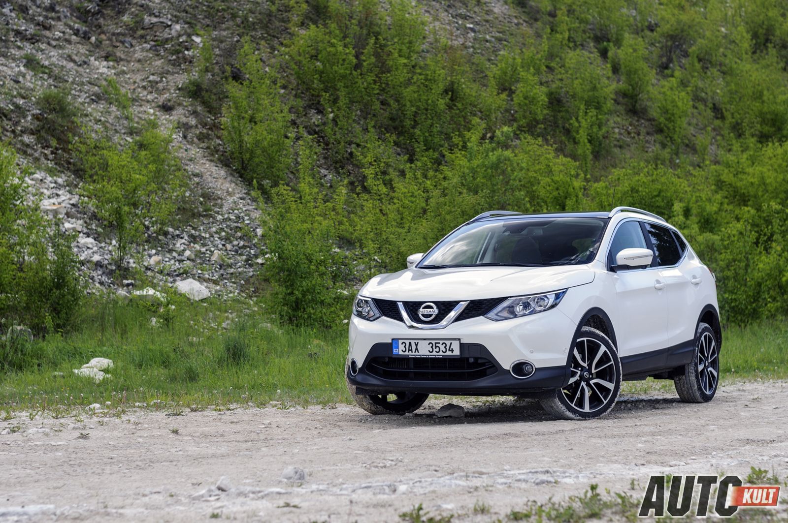 Nissan Qashqai dCi 130 4x4 Tekna - test [galeria zdjęć] 9