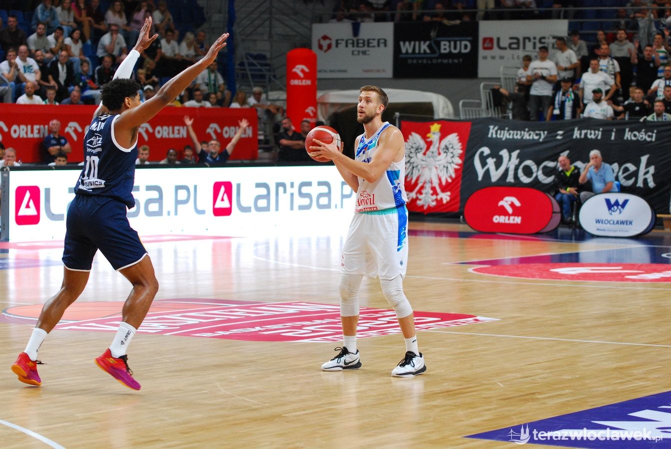 Zacięty mecz Anwilu z Syntainics MBC Weissenfels