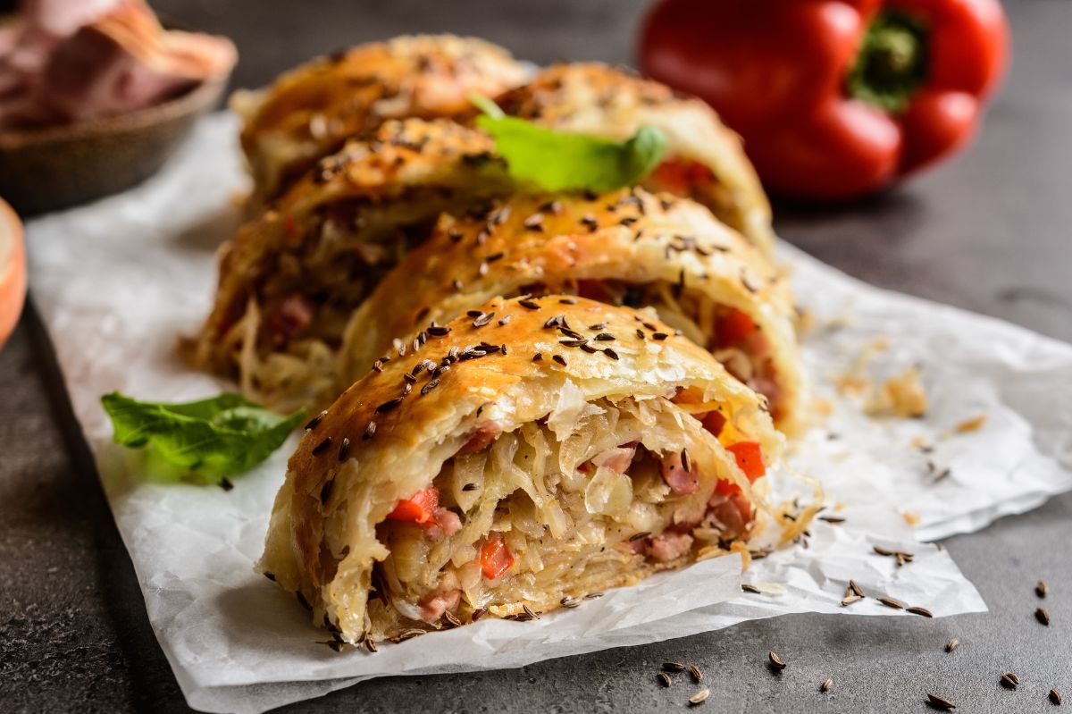 Transform your holiday leftovers into a savory strudel: Simple recipe with astounding results