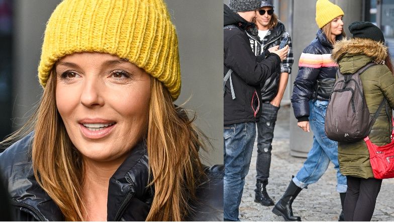 Agnieszka Włodarczyk i Robert Karaś przed studio Dzień dobry TVN