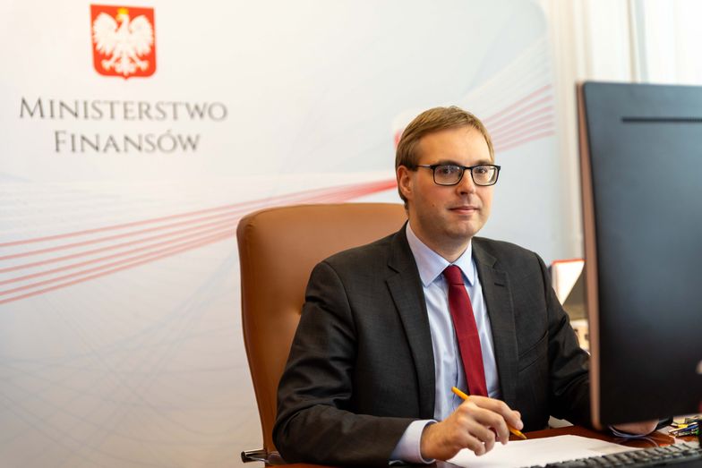 Polski Ład. Zmiany składki zdrowotnej już pewne. Ujawnił je wiceminister finansów Jan Sarnowski 