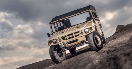 Wojskowa Toyota Mega Cruiser na sprzedaż