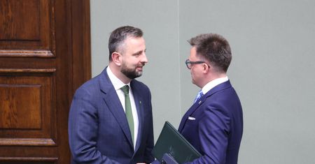 Nowy sondaż. Trzecia Droga wraca na podium
