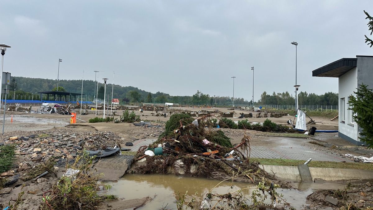 Głuchołazy zostały zalane przez żywioł. Wiele osób straciło dorobek życia 