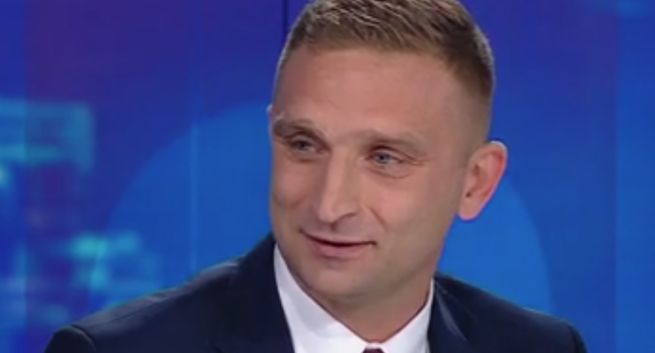 Burza wokół zaproszenia Roberta Bąkiewicza do Polsat News. "Promowanie takich osób jest niemoralne"