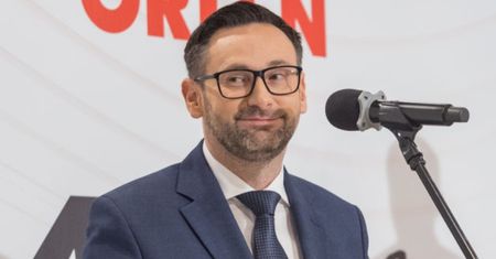 Tyle zarabiał Daniel Obajtek. Pensja byłego prezesa Orlenu zwala z nóg