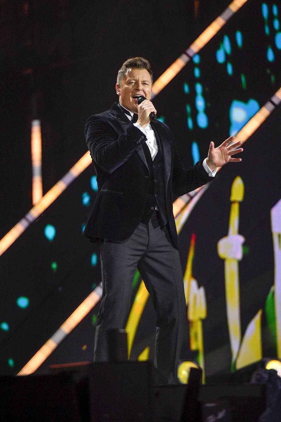 Rafał Brzozowski zaśpiewa na weselu za 20 tysięcy złotych