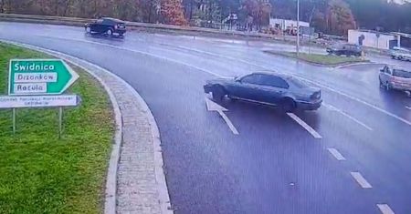 Wszystko widać na nagraniu z monitoringu. 19-latek zapłaci fortunę
