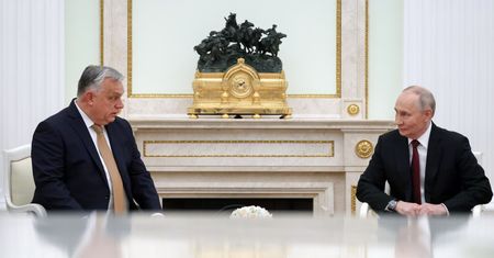 Ekspert ostro o wizycie Orbana u Putina. "Koń trojański". "Pokazał środkowy palec"