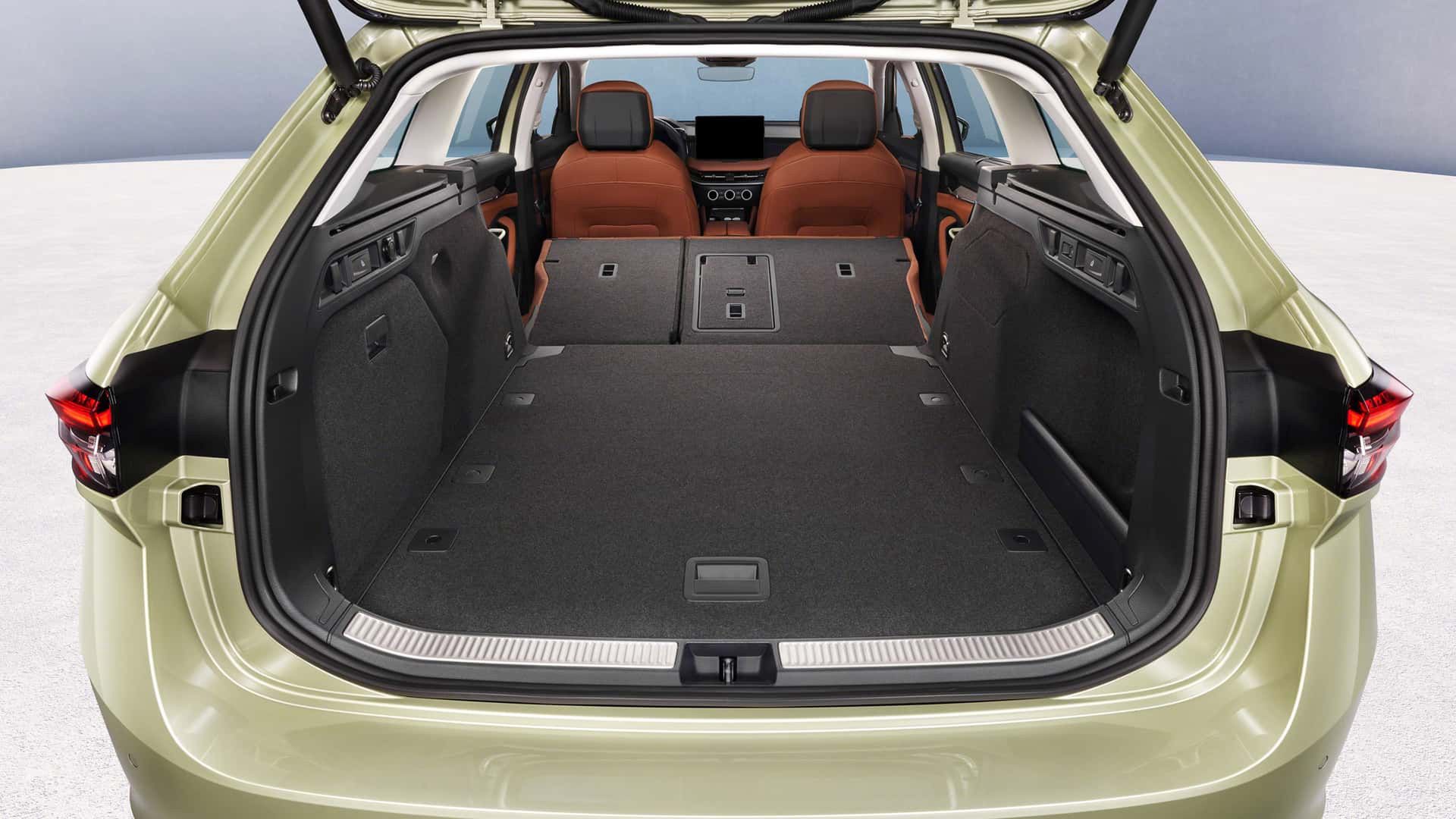 Nowa Škoda Superb