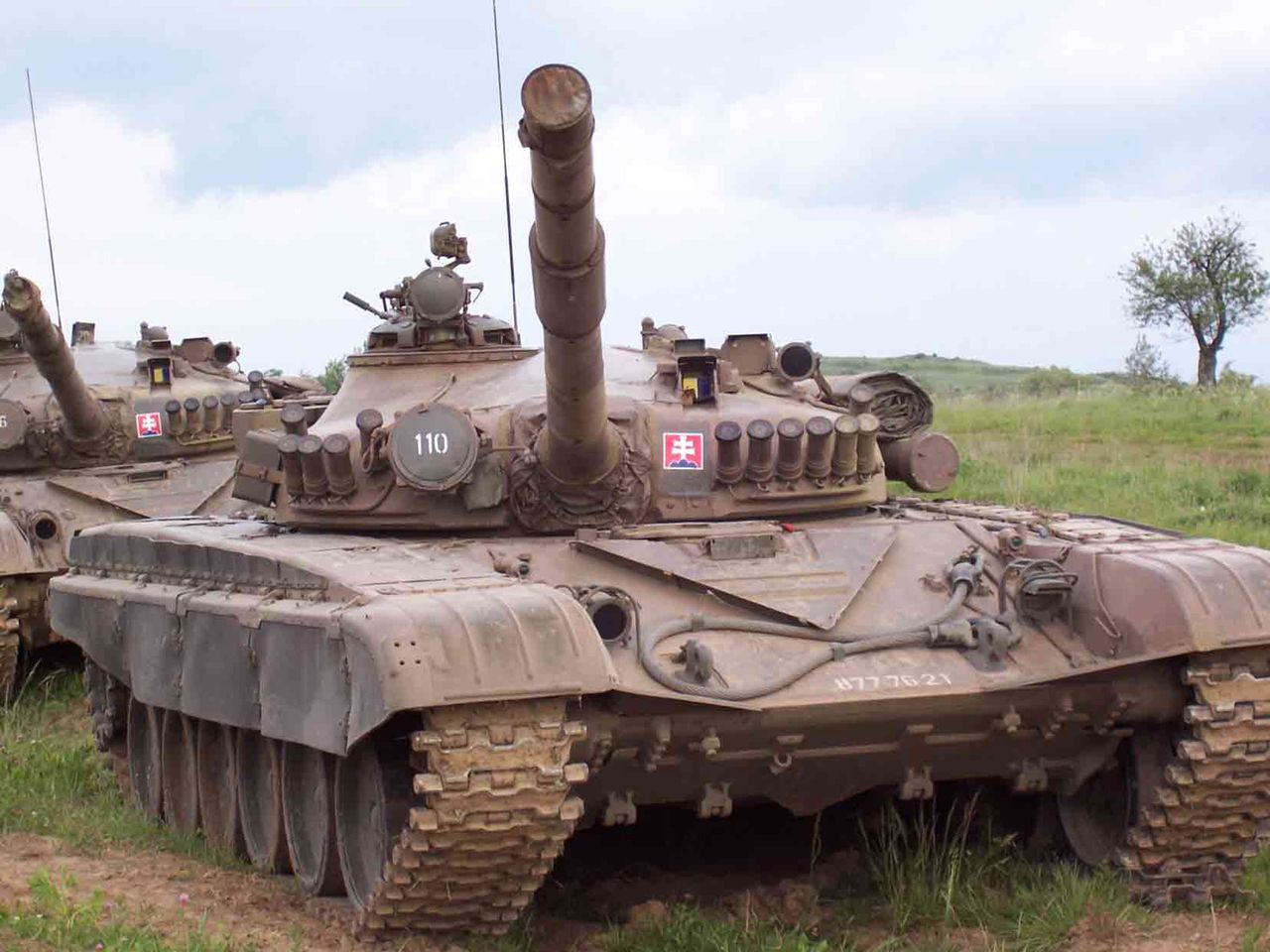 Słowacja gotowa do przekazania 30 czołgów T-72. Stawia jeden warunek