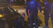 Łódzkie: Rozpaczliwie wzywali pomocy na autostradzie