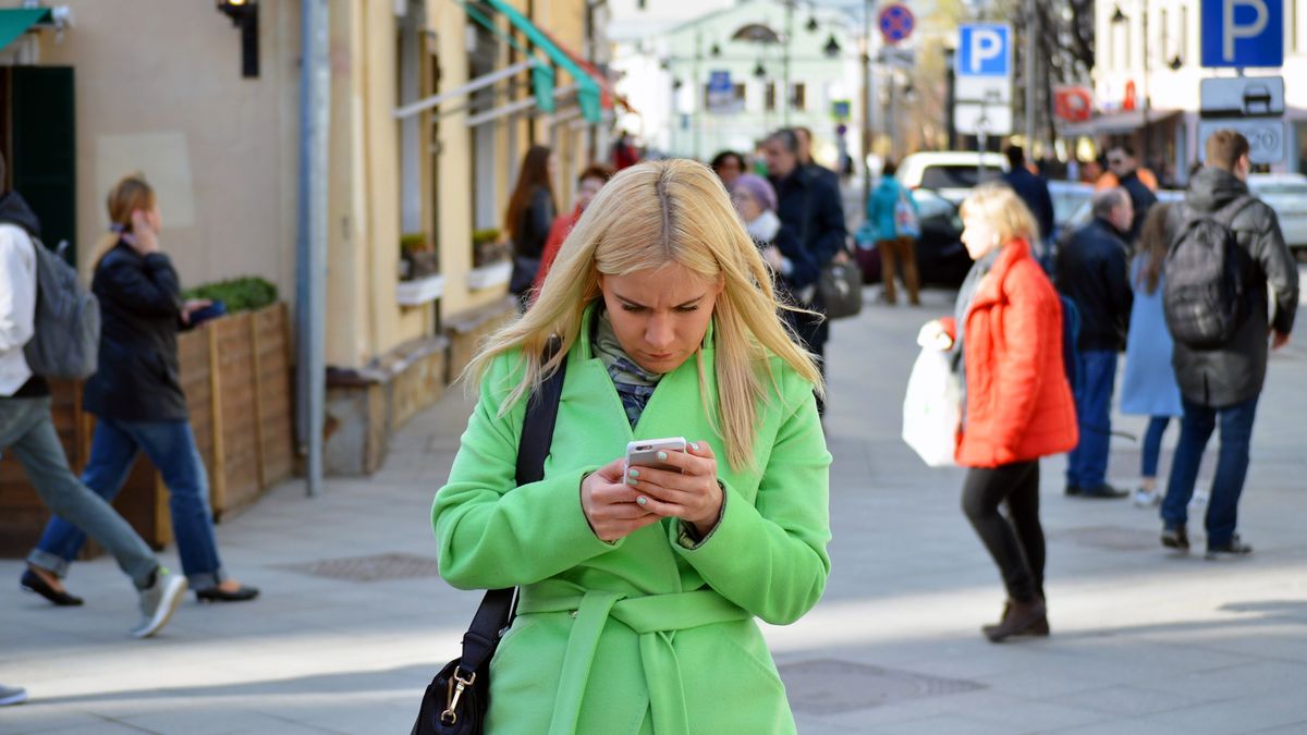 "Streaming", "chmura", "internet rzeczy" - rozumiesz te pojęcia? Wielu Europejczyków nie 1
