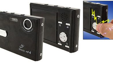 Uwaga, aparat rażący prądem! 1