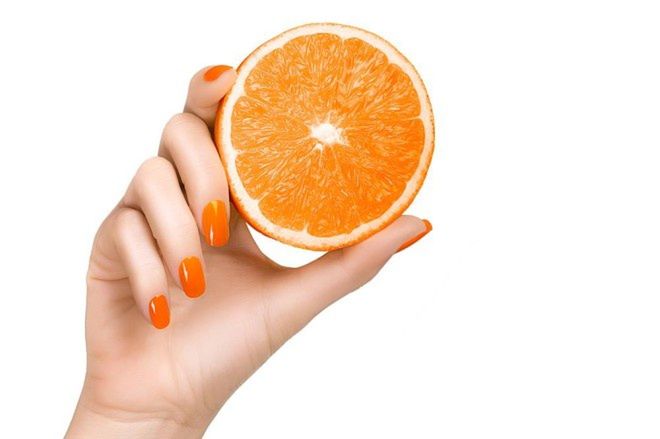 6 trendów w manicure na wiosnę 2017