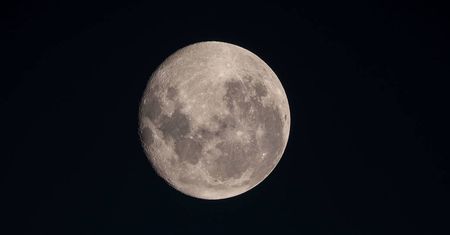Nowe badania Księżyca. Naukowcy mogli się mylić o 85 mln lat