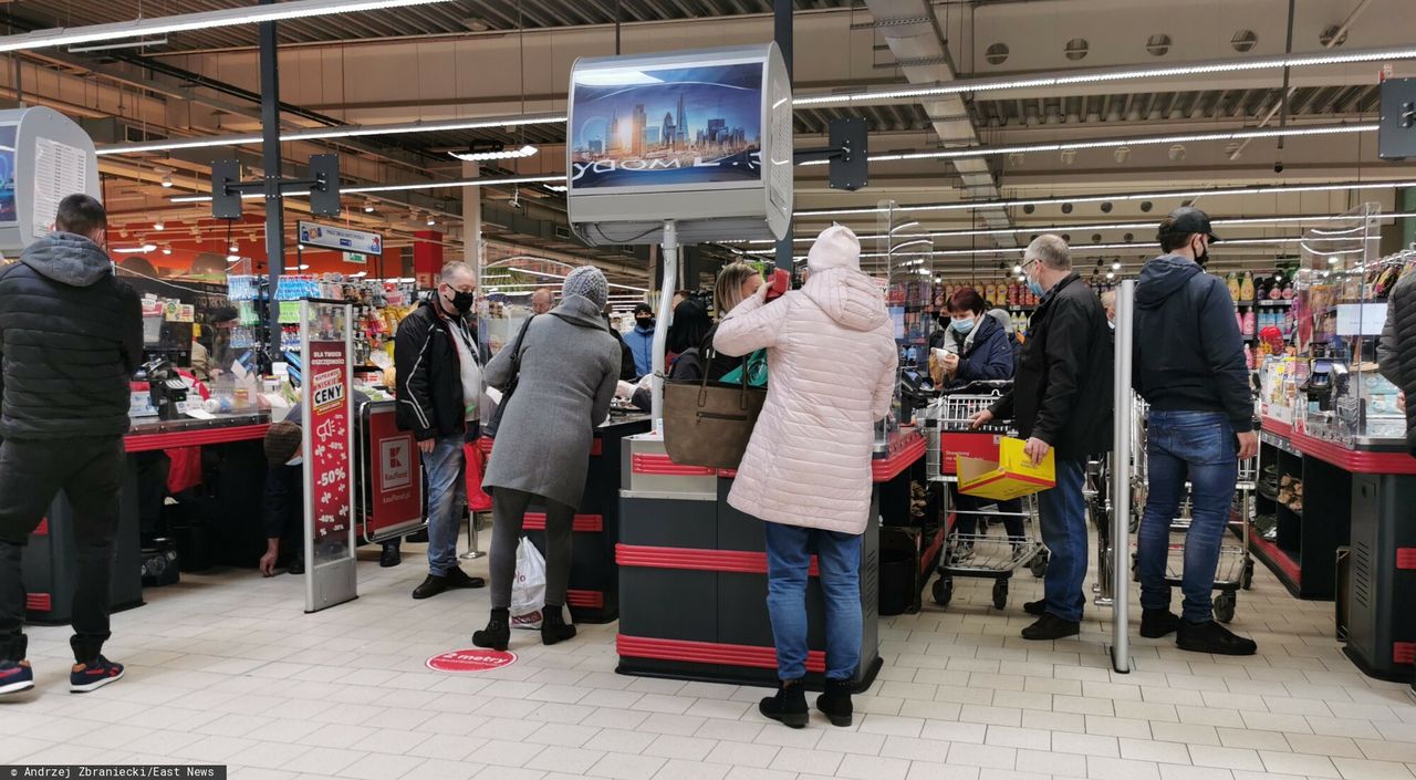 Zakaz handlu w niedziele ma dziury. Wiemy, ile sklepów będzie otwartych
