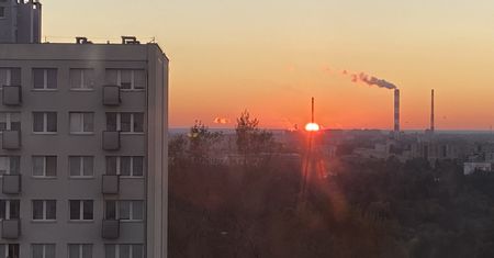 Warszawa. Tu się umiera. Przed katastrofą klimatyczną ostrzega PAN