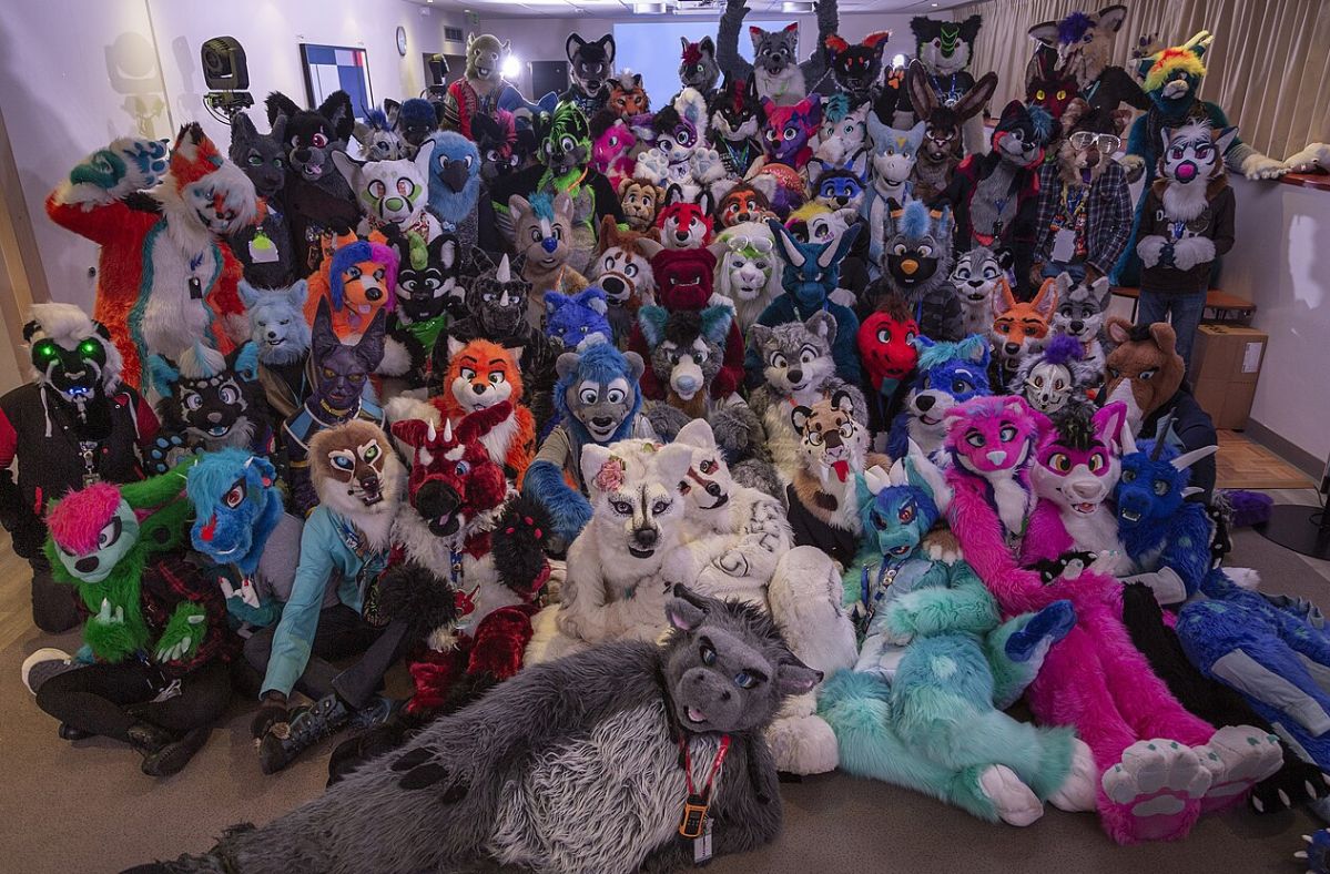 Russian senator calls for ban on growing furry and quadruped subcultures