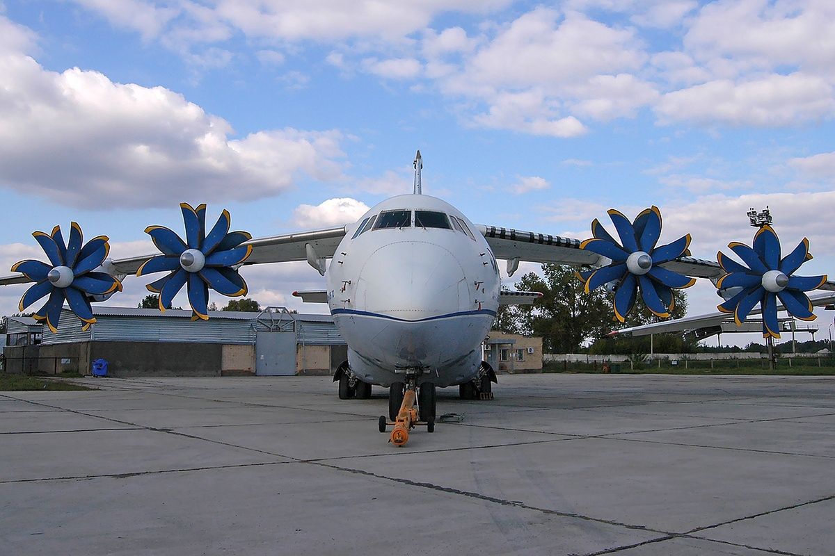 Samolot transportowy An-70