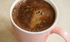 Pijesz wieczorem kawę? Tak może wpływać na twoje zachowanie