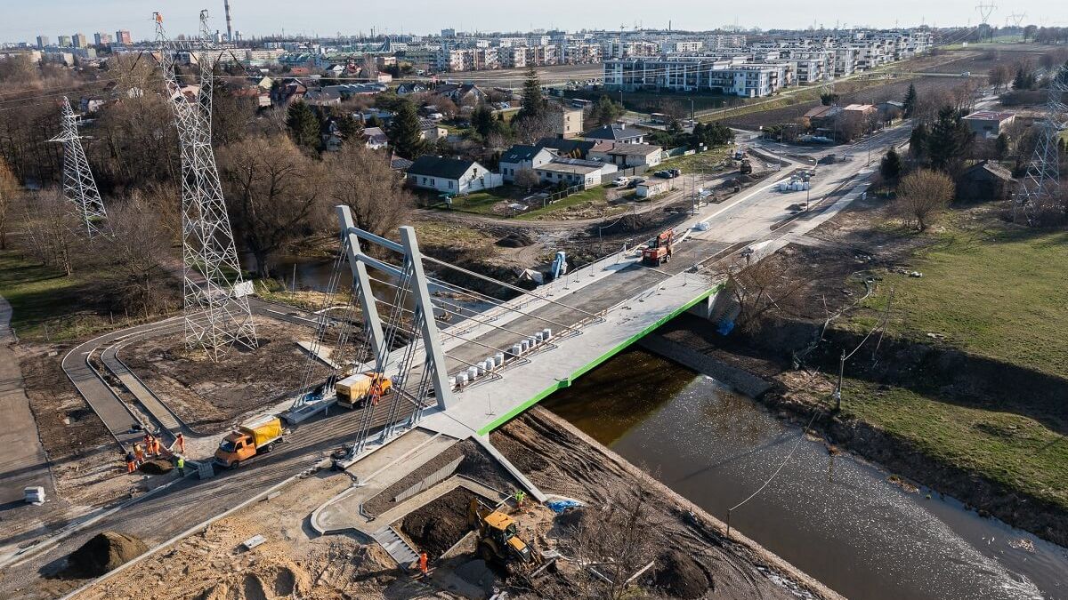 Postęp prac na budowie nowego mostu na ul. Żeglarskiej