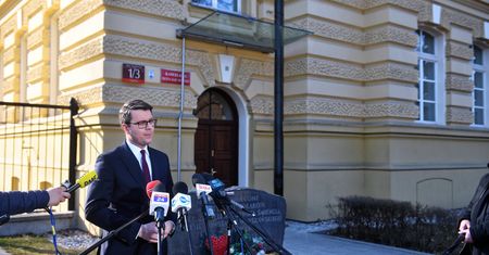 KPRM idzie w ślady Sejmu. Barierki zniknęły