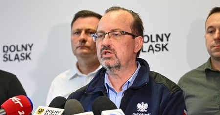 Wojewoda dolnośląski odwołany. Wiadomo, kto go zastąpi