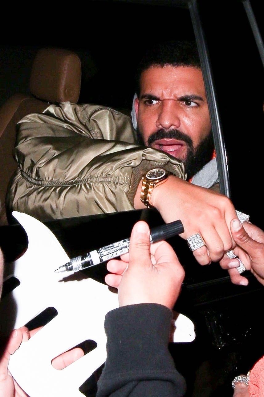 Drake odjeżdża spod klubu 5 minut przed strzelaniną