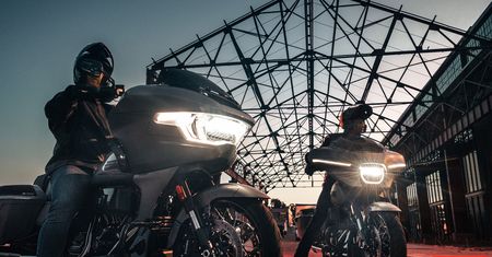 Harley-Davidson CVO Street Glide i CVO Road Glide debiutują z nowym silnikiem i nie tylko